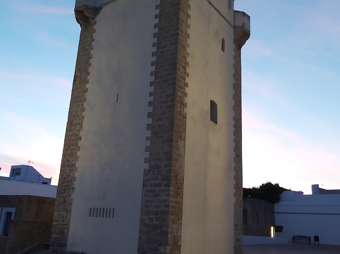 Torre de Guzman景点图片
