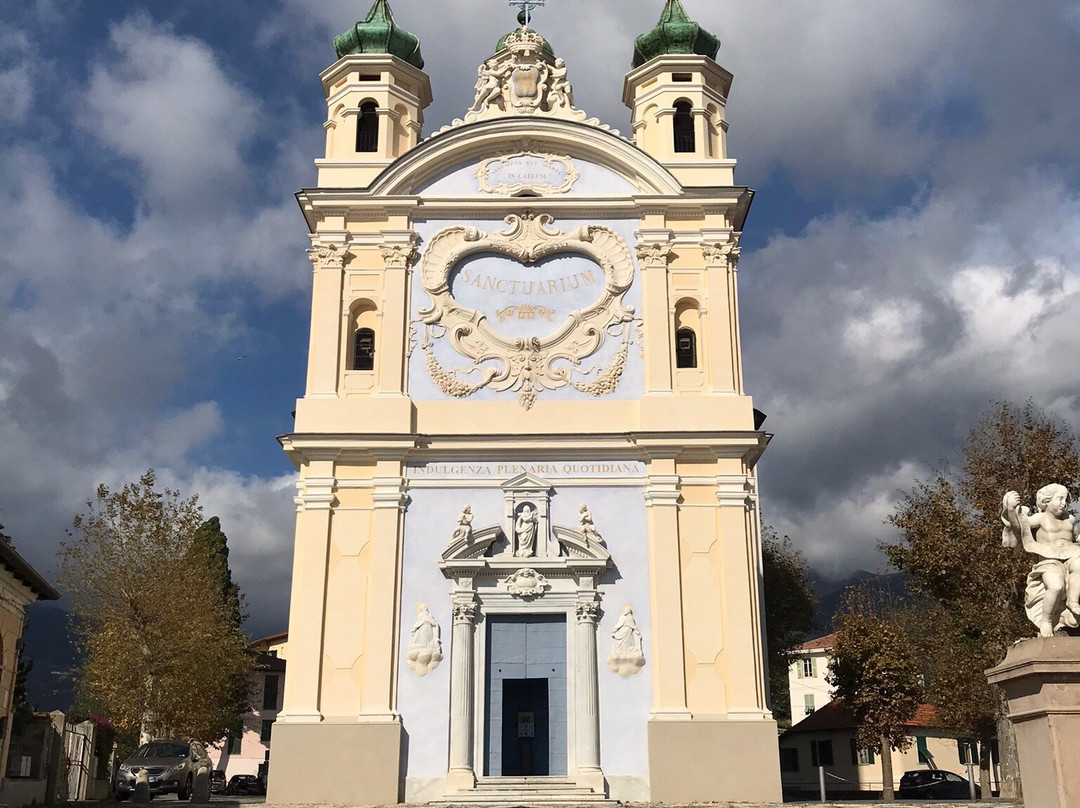 Santuario Madonna Della Costa-圣雷莫必去景点