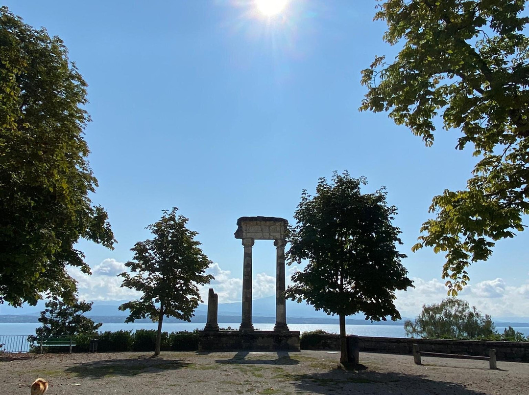 Roman Columns-尼永必去景点