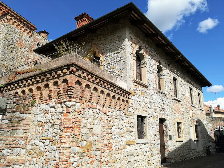 Castello Canussio景点图片