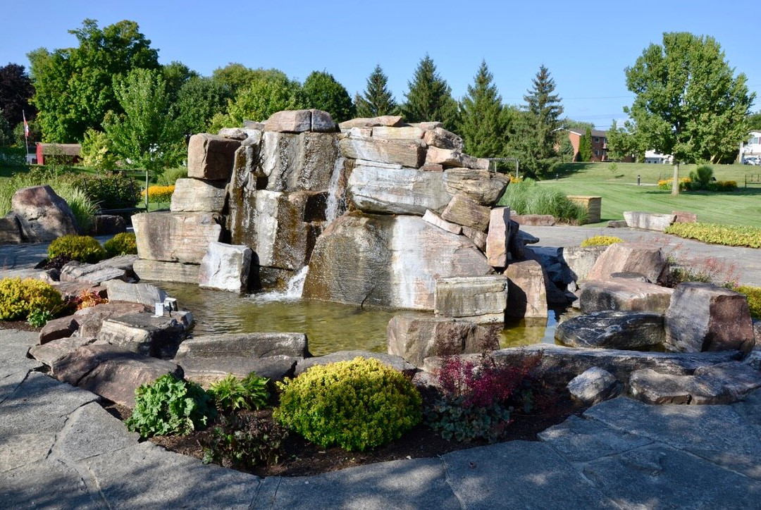 Walkerton Heritage Water Garden景点图片