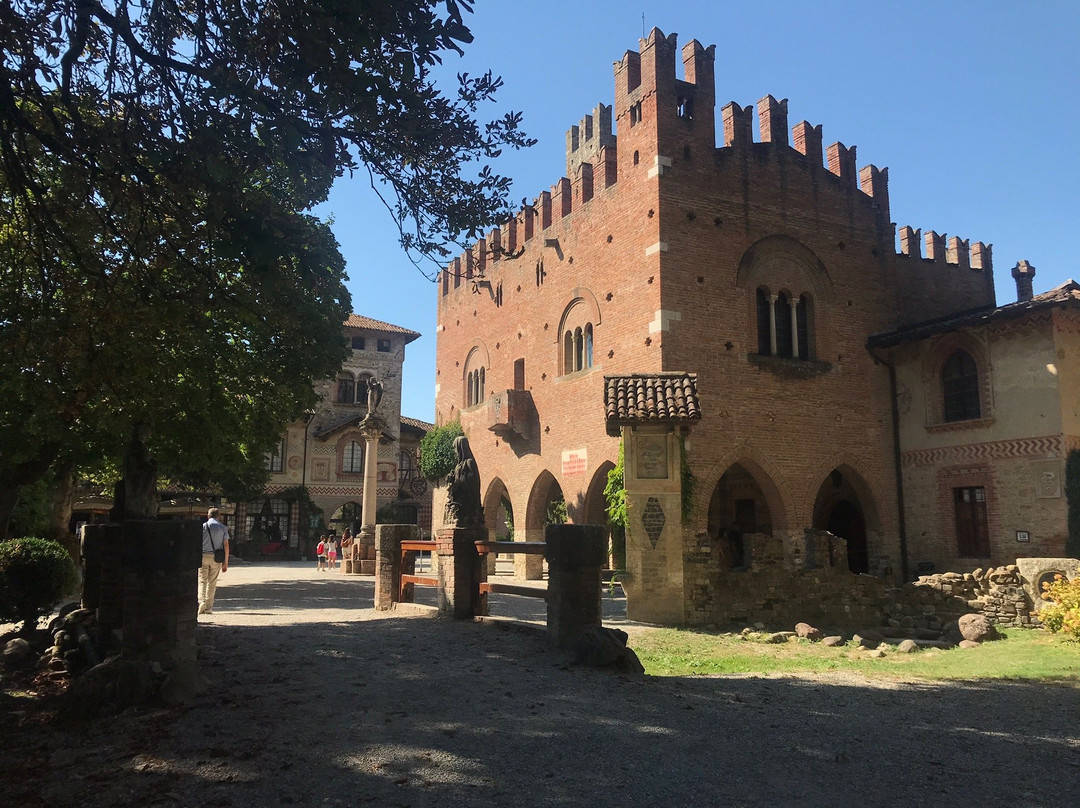 Borgo Storico Di Grazzano Visconti景点图片