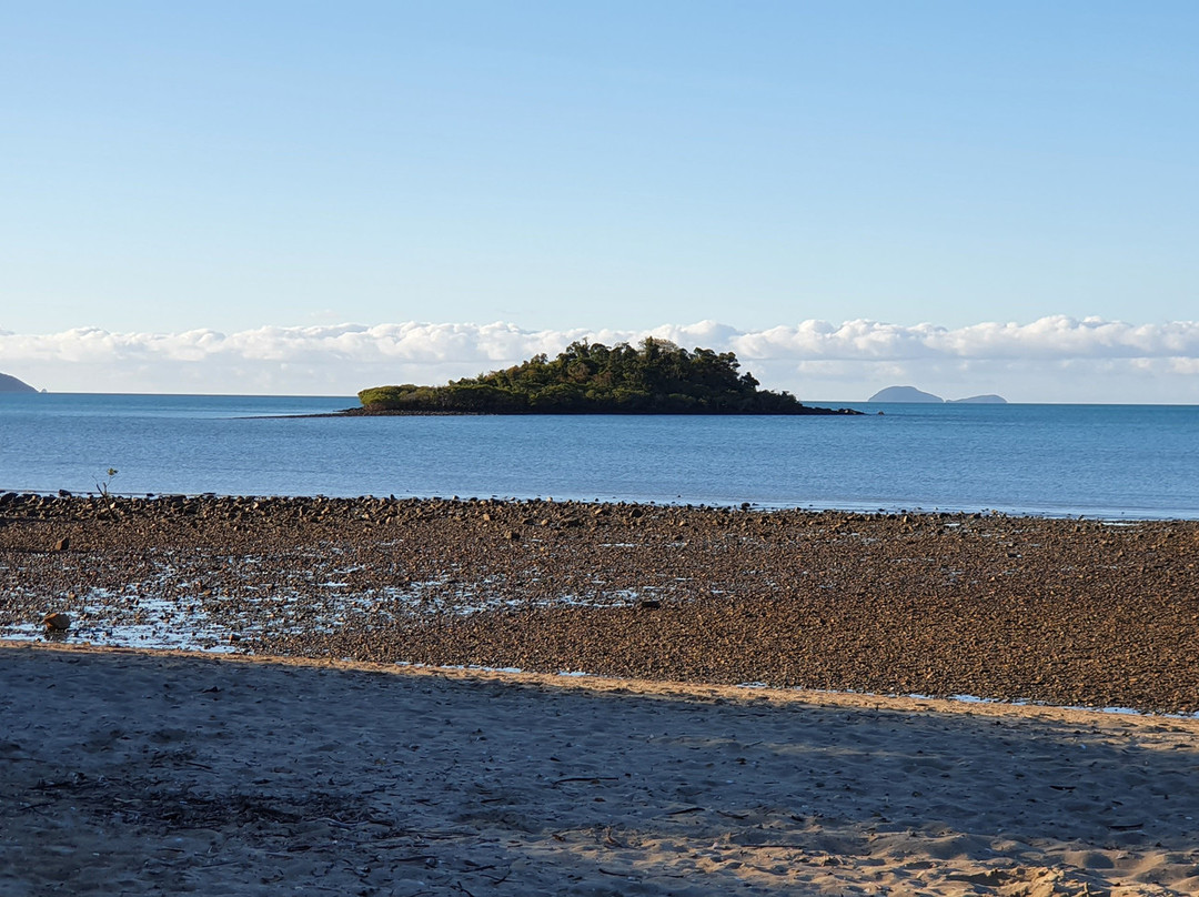 Shingley Beach景点图片