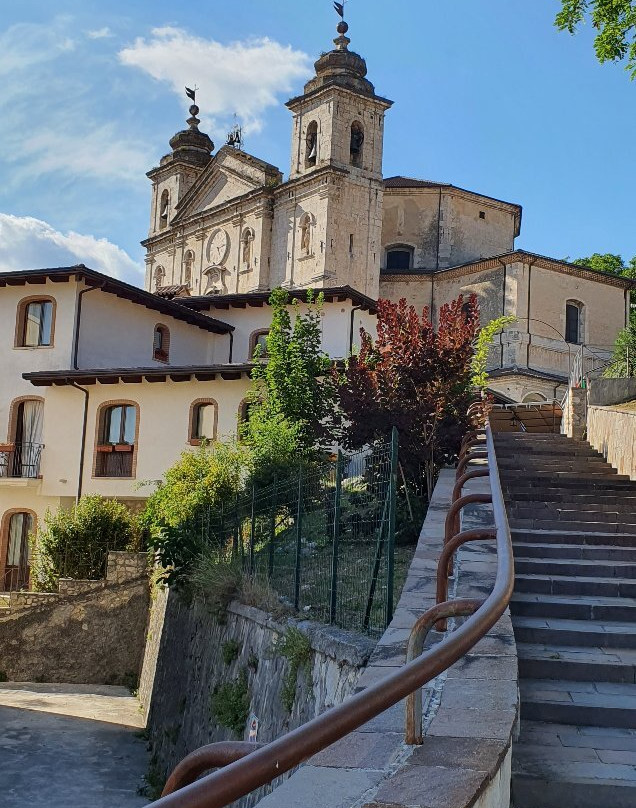 Basilica di Santa Maria Assunta-Castel di Sangro必去景点