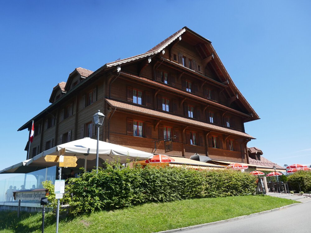 Hotel Kurhaus Heiligkreuz主图
