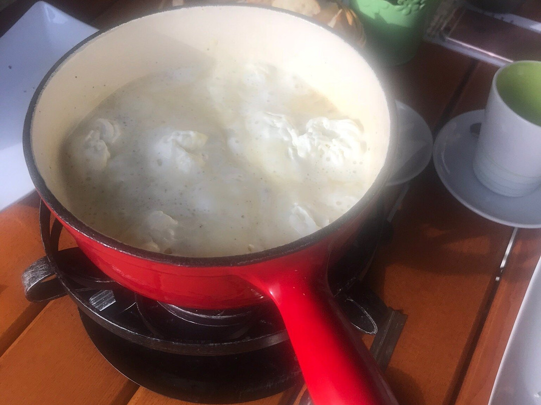 Sutz旅游攻略图片