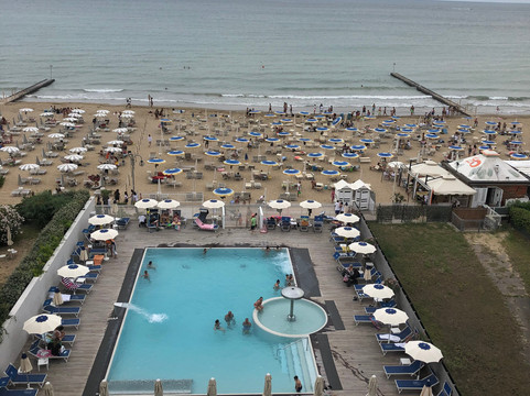 Hotel Cambridge主图