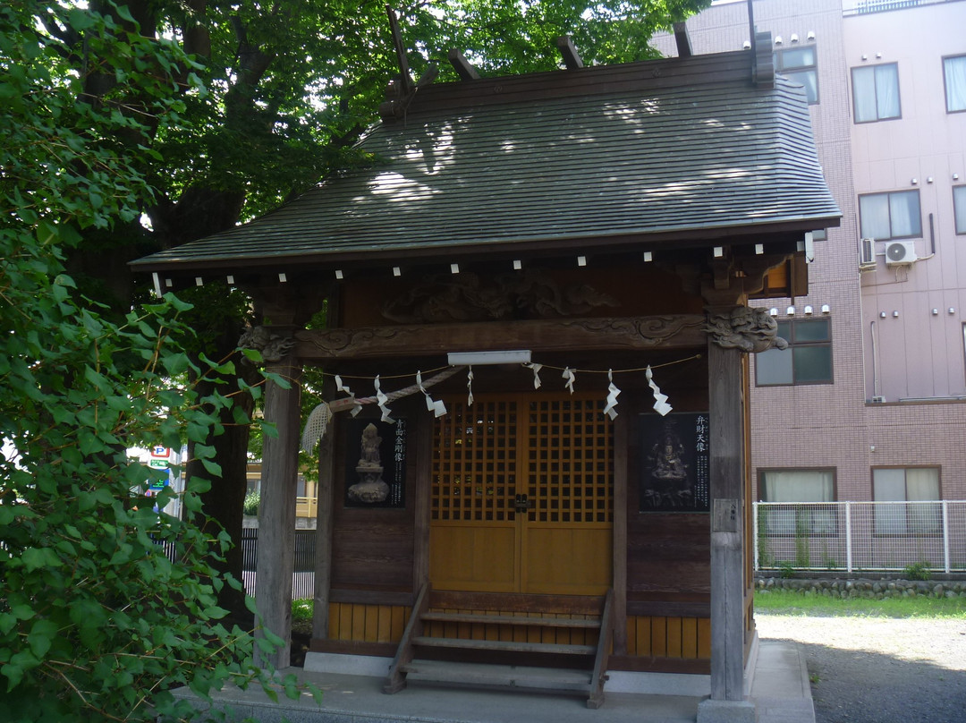 Yasaka Shrine-日野市必去景点
