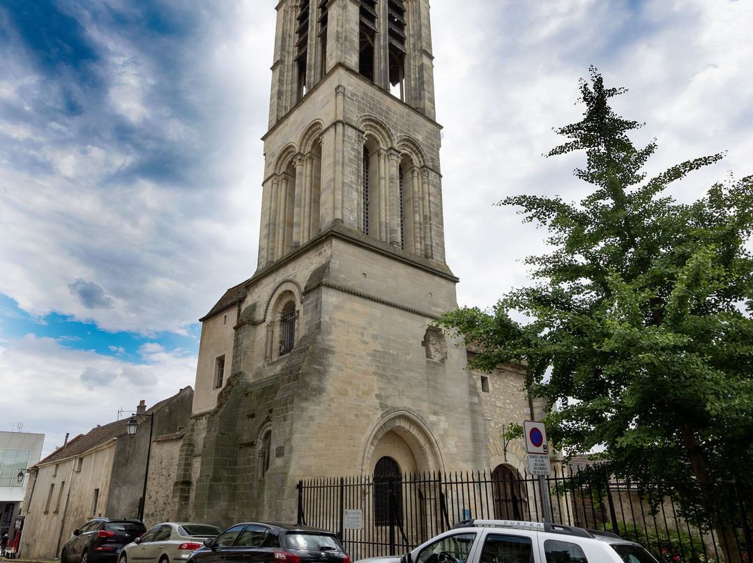 Église Saint-Justin-Louvres必去景点