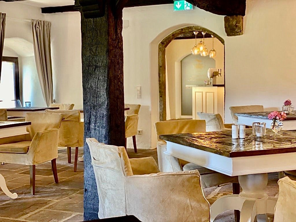 Jagdschloss Habichtswald主图