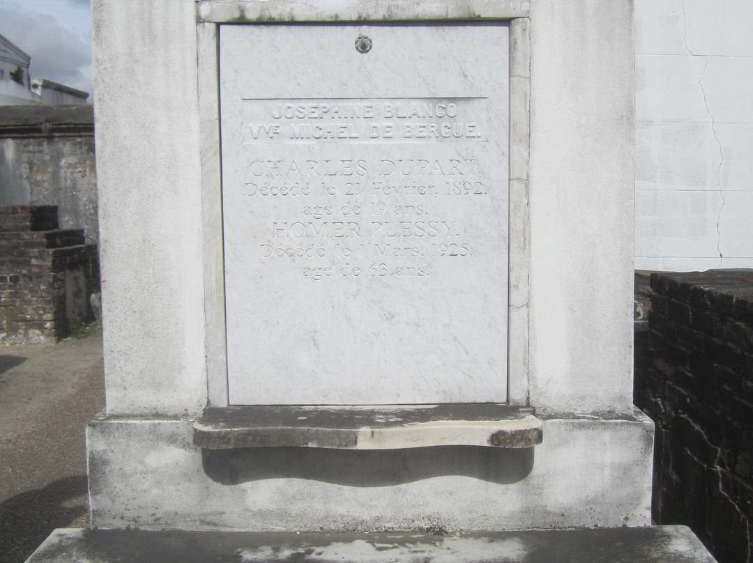 圣路易斯一号墓地-新奥尔良必去景点