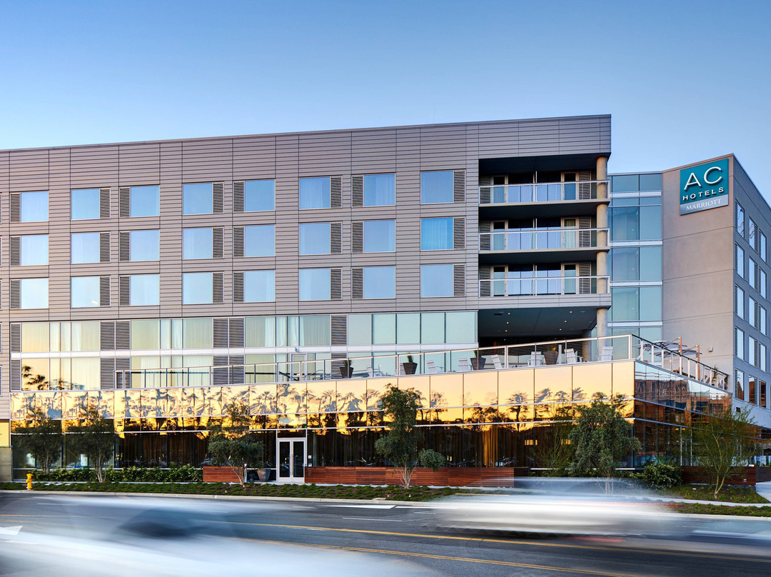 AC Hotel Irvine主图