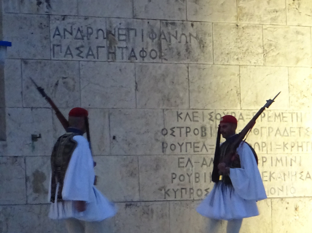 Monument to the Unknown Soldier-雅典必去景点