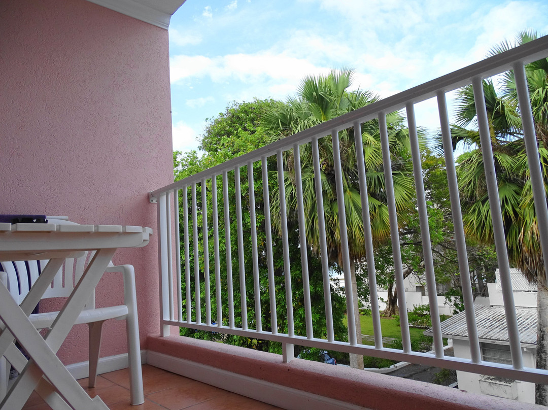 Butterfly Beach Hotel主图