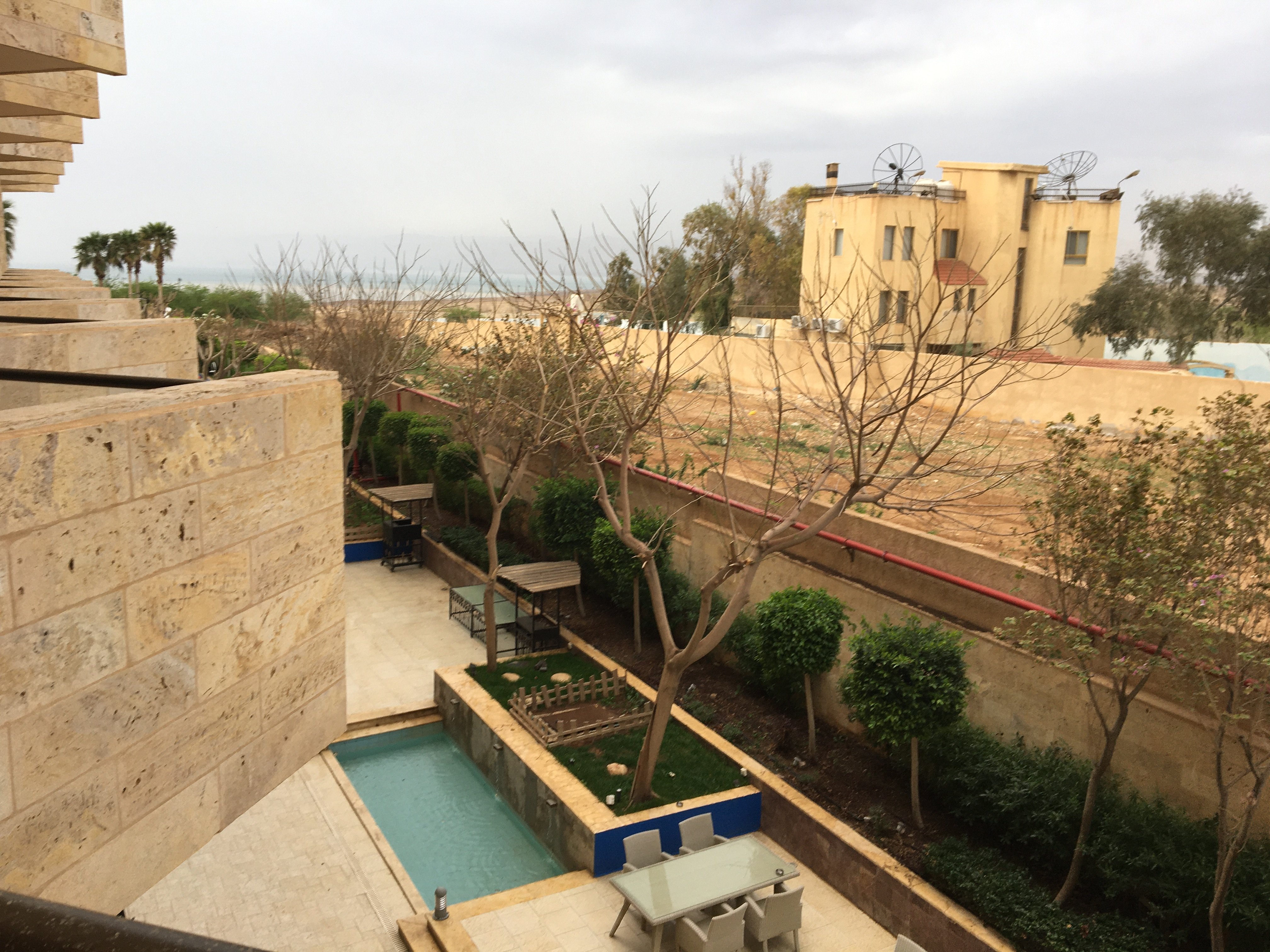 Ramada Resort by Wyndham Dead Sea-浴室