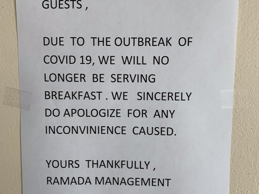 华美达套房旧金山机场酒店主图