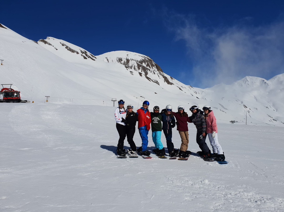 Eskimos Ski School-萨斯费必去景点