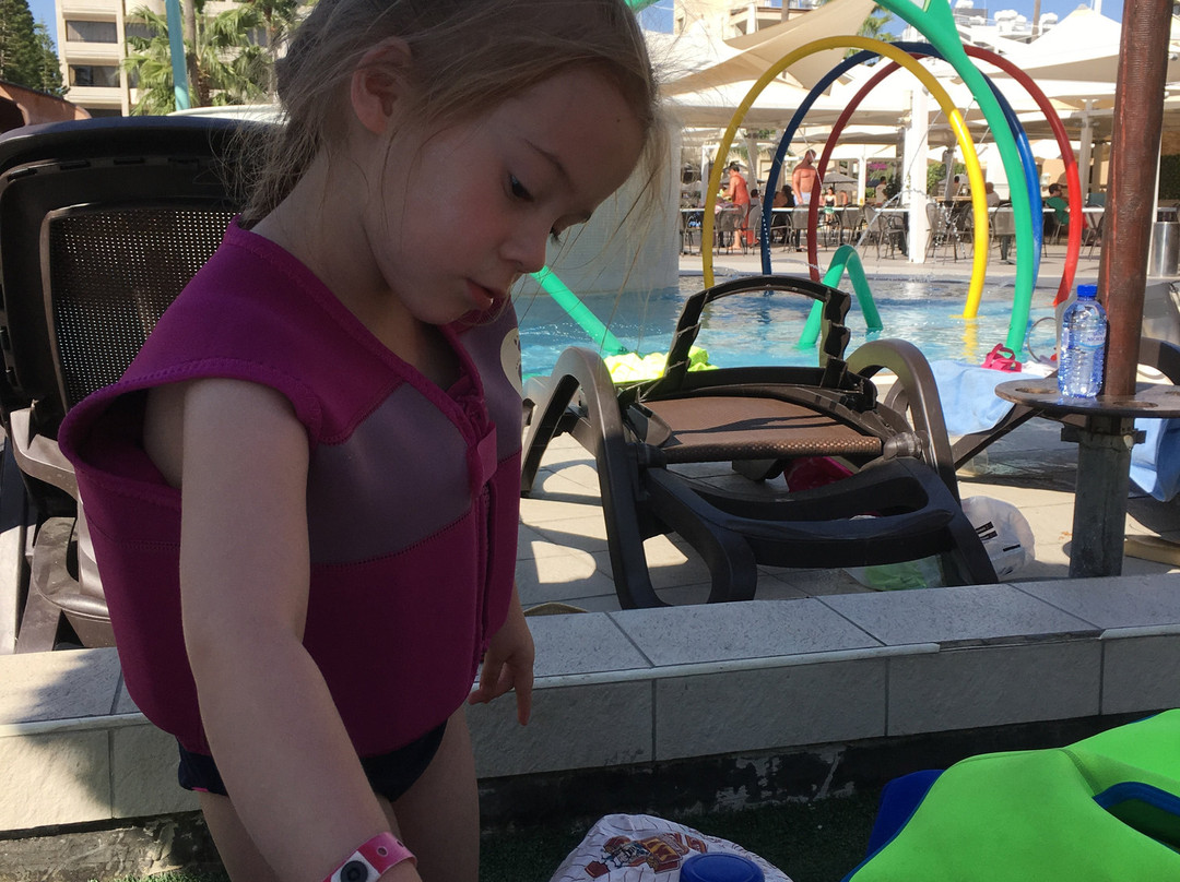 Atlantica Oasis Hotel主图