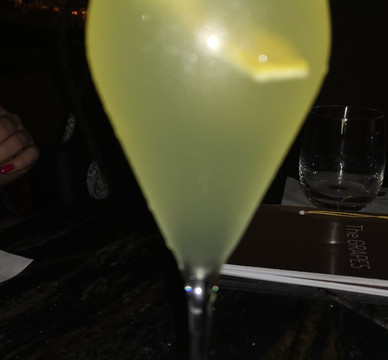 The Grapes-科希策必去景点