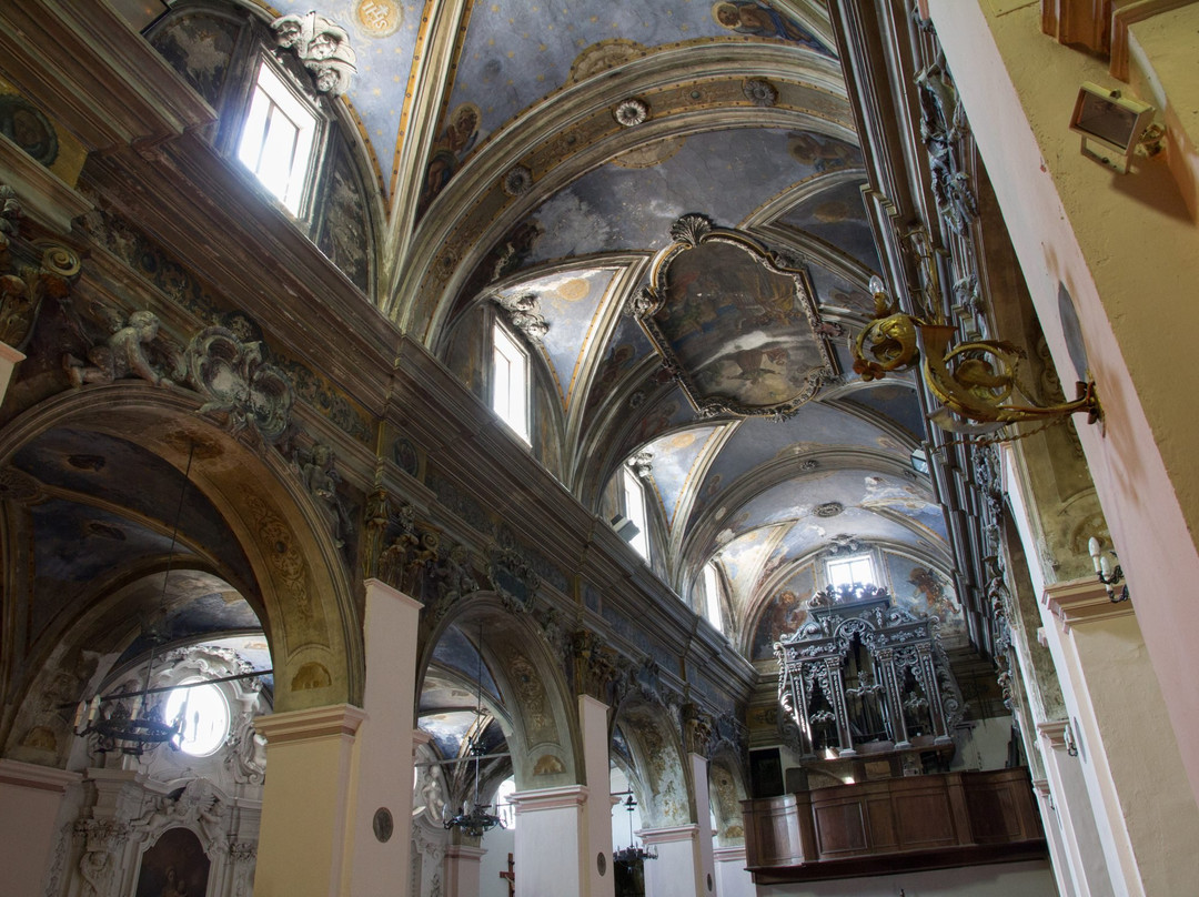 Chiesa S. Folco Pellegrino-Santopadre必去景点