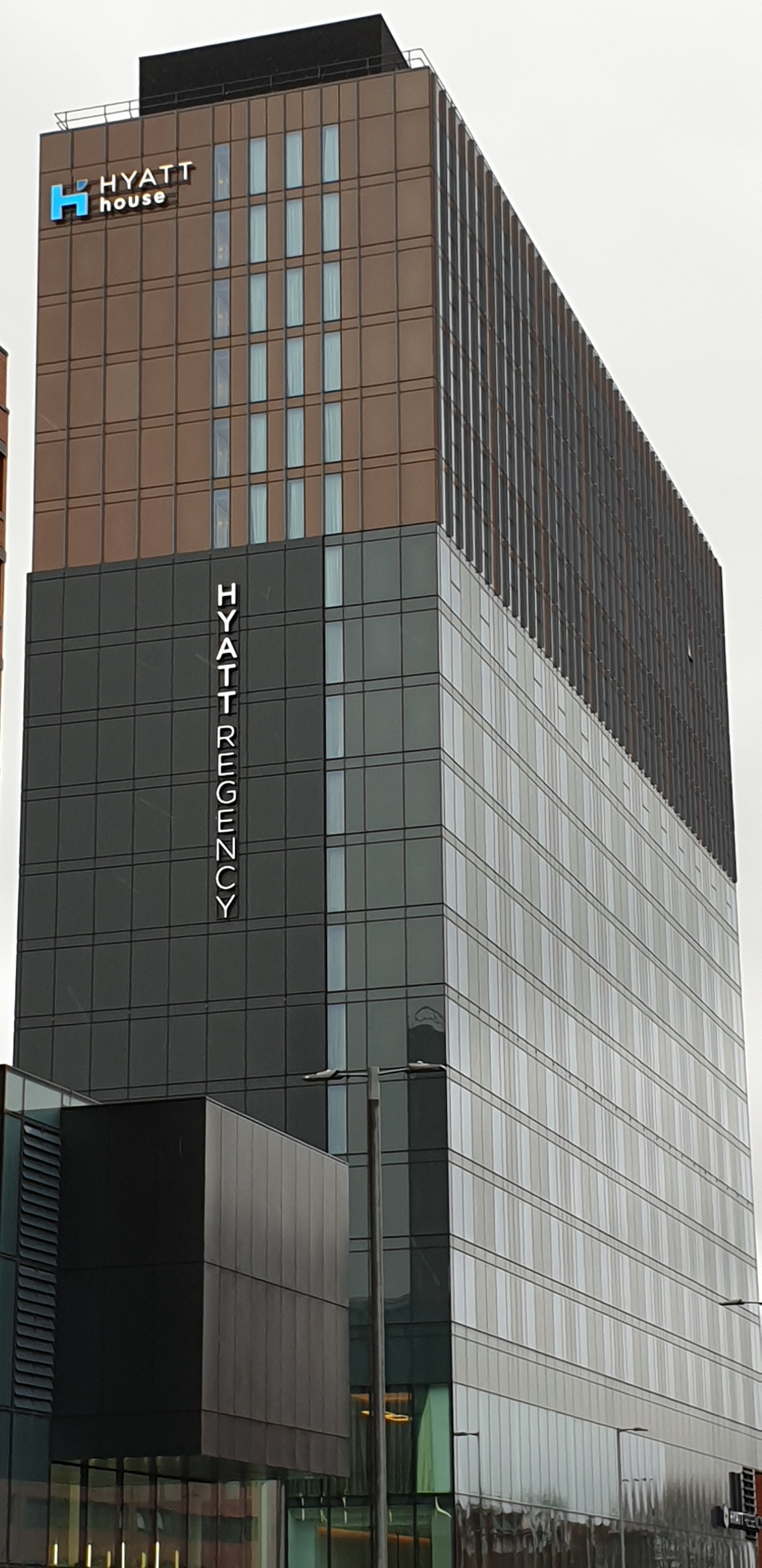 Hyatt House Manchester-浴室