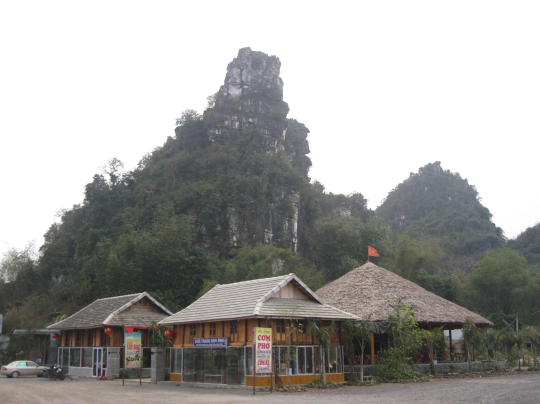 Authentic MAI CHAU景点图片