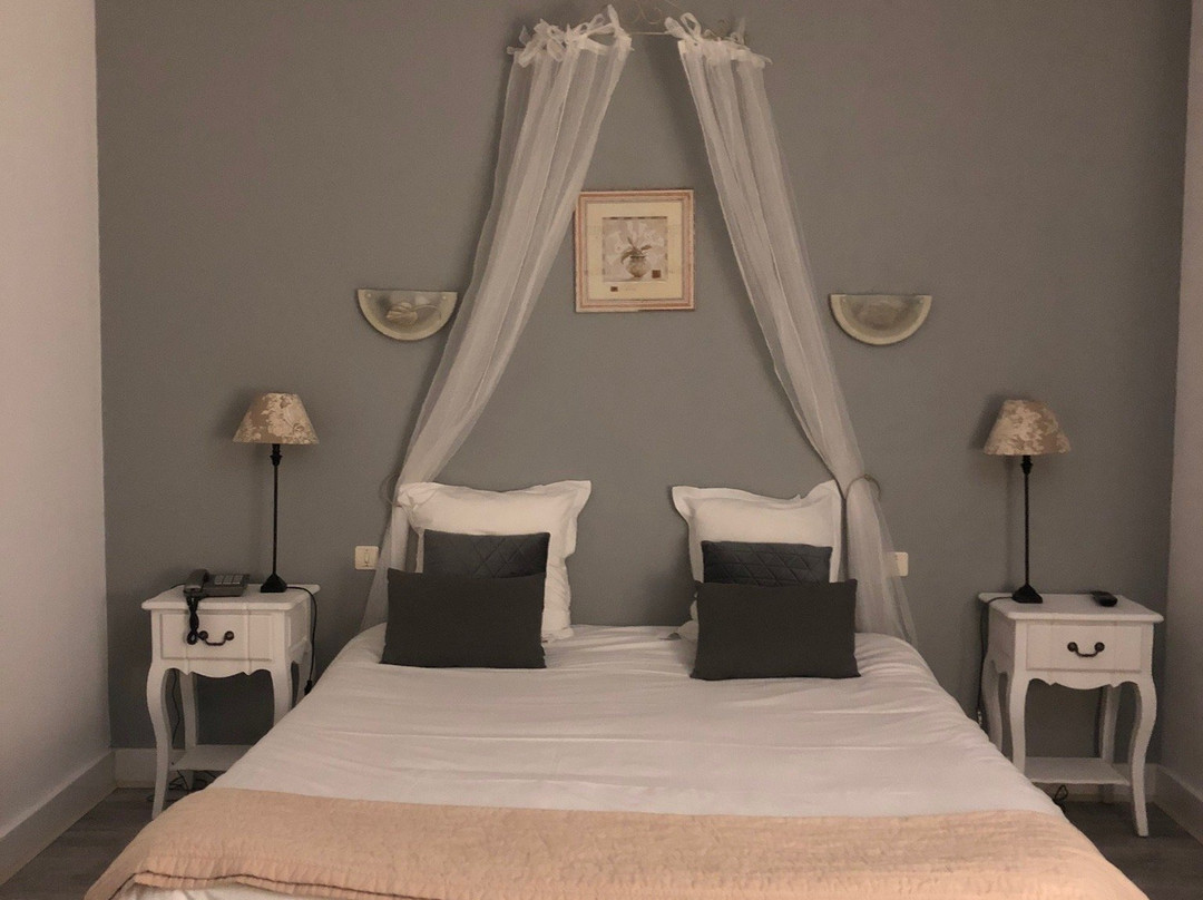 Hotel Restaurant La Vieille Etable主图