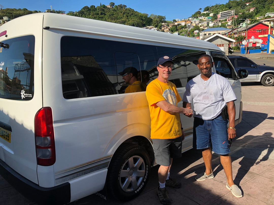 Chris's Tours and Taxi-St. George's必去景点