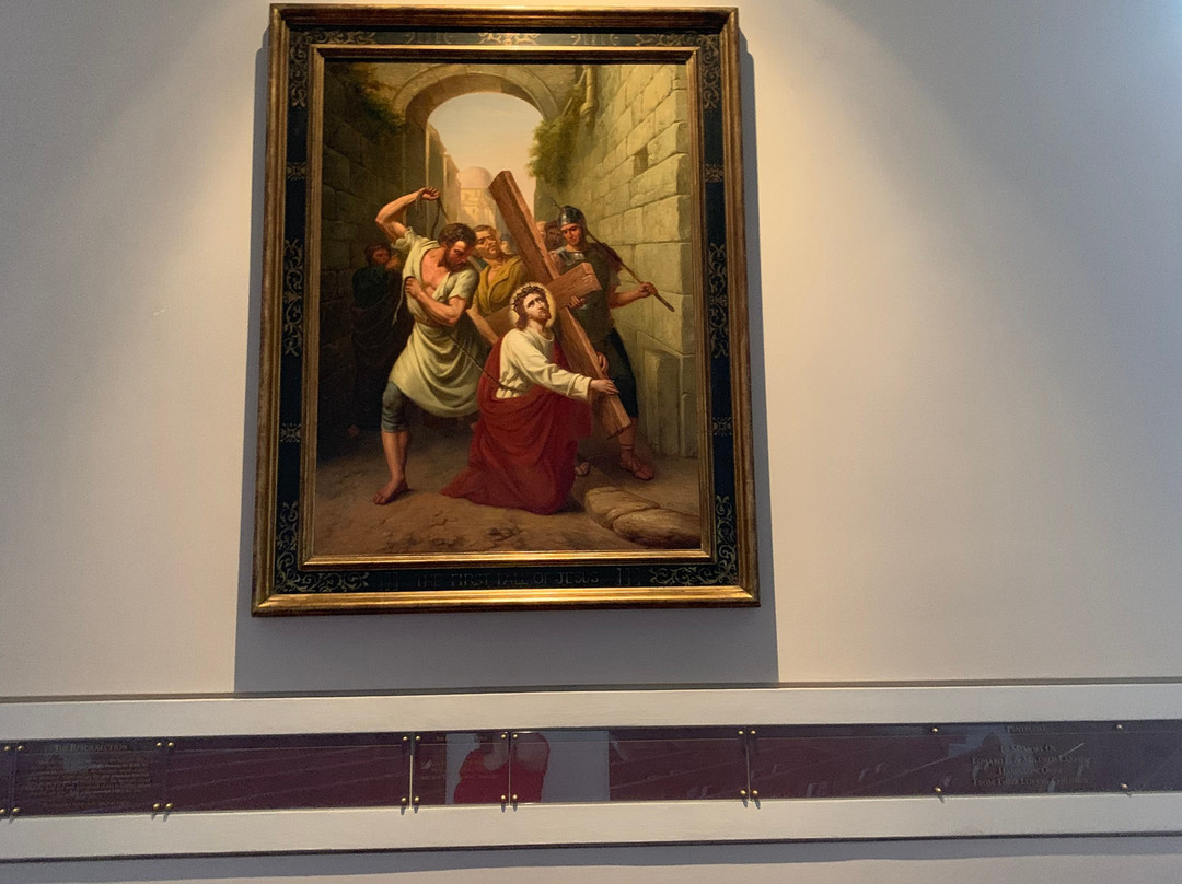 Mary, Queen Of The Universe-奥兰多必去景点