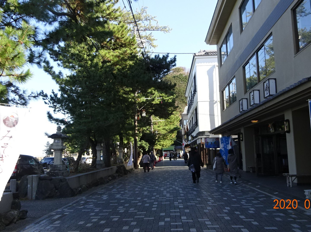 Meotoiwa Front Approach-伊势市必去景点
