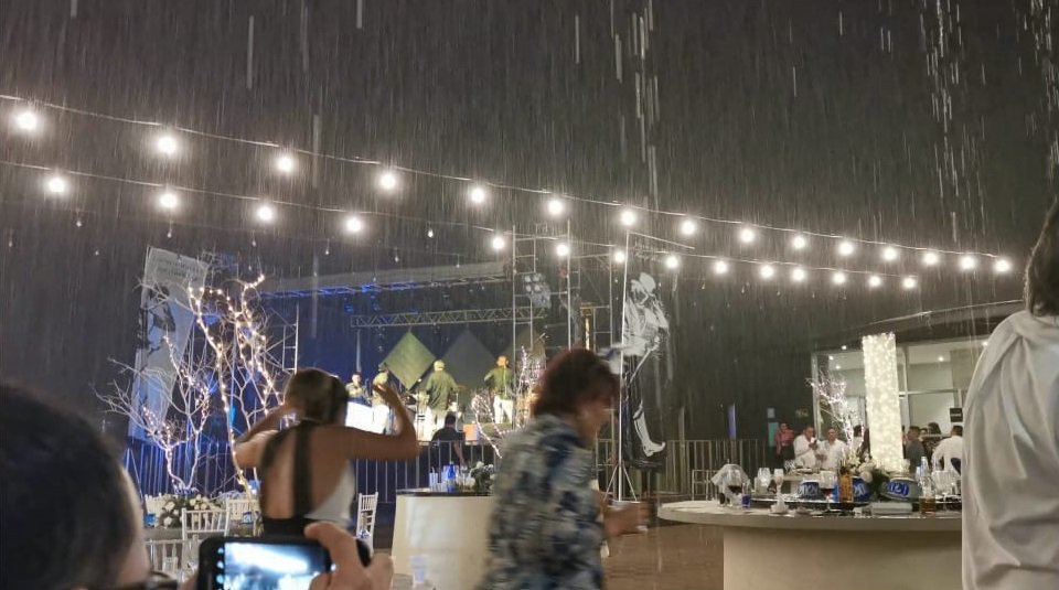 Radisson Hotel Santa Cruz主图