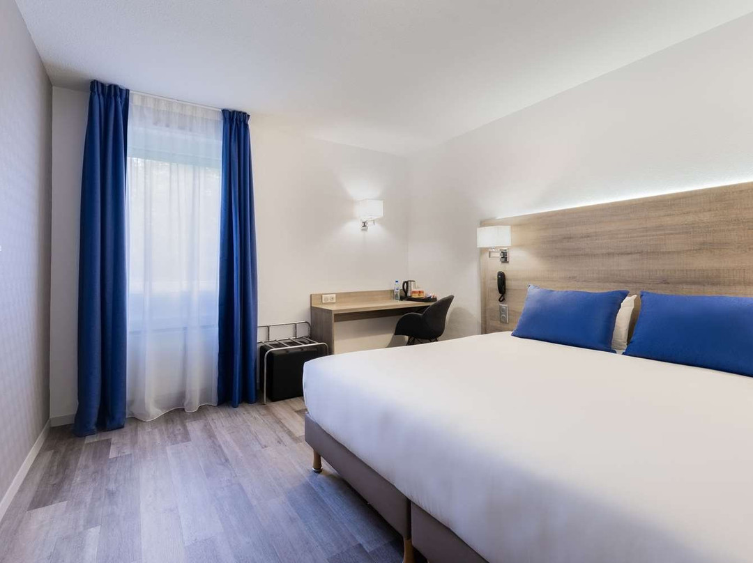 Hotel Le Circuit主图