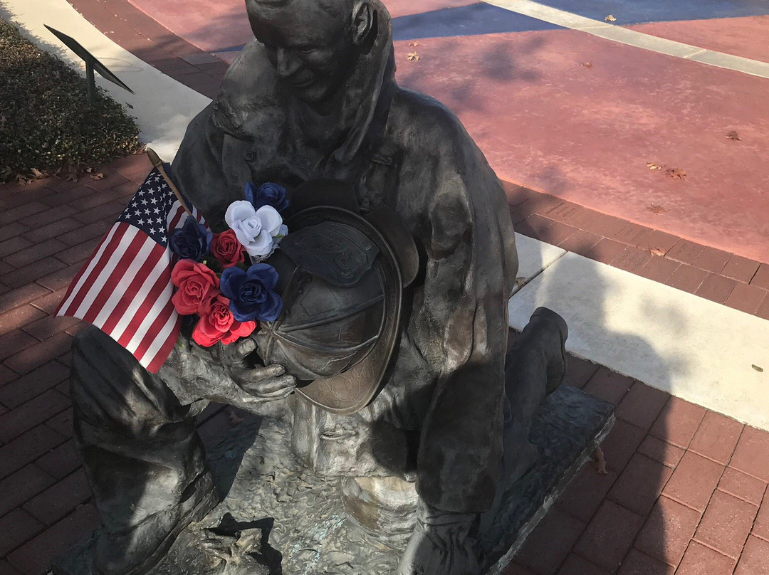 9/11 Flight Crew Memorial景点图片