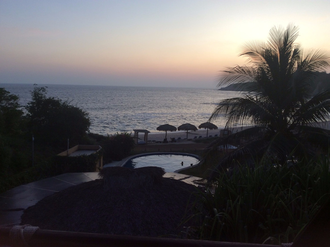 Manta Raya Hotel主图