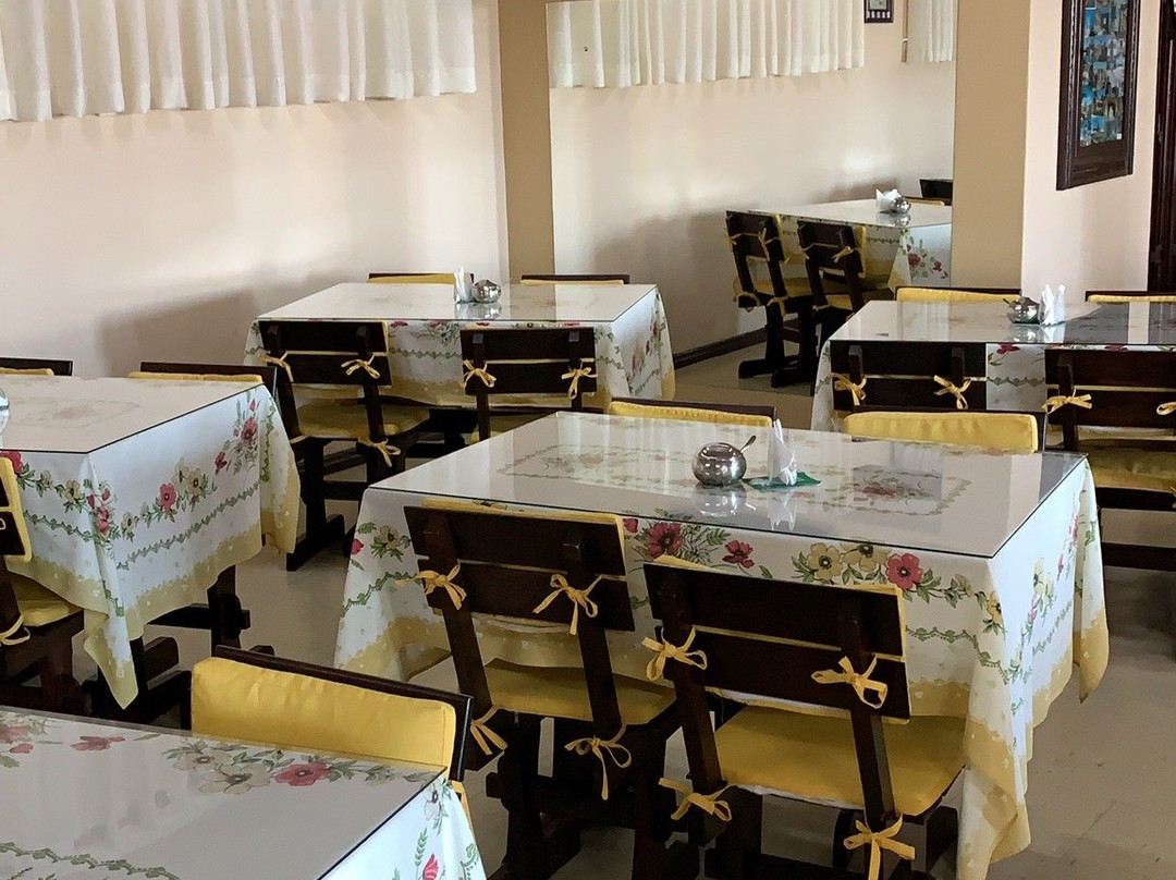 Fares Turis Hotel主图