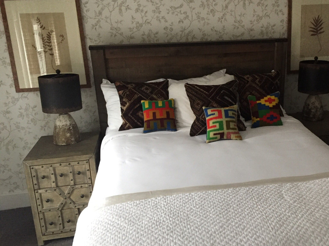 Shelter Harbor Inn主图