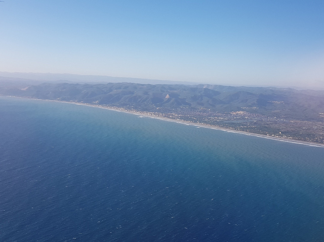 Platja de Can Camins-埃尔普拉特德略夫雷加特必去景点