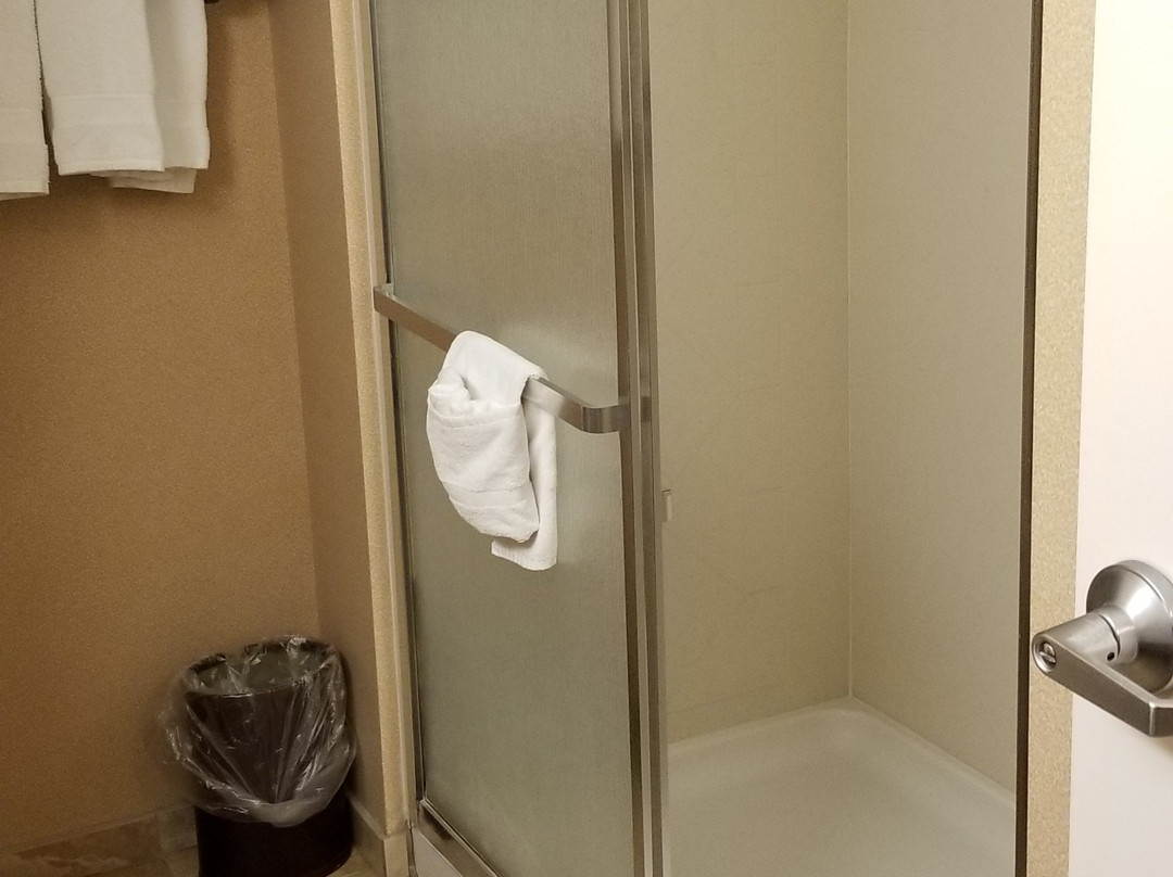 Hampton Inn Indiana主图