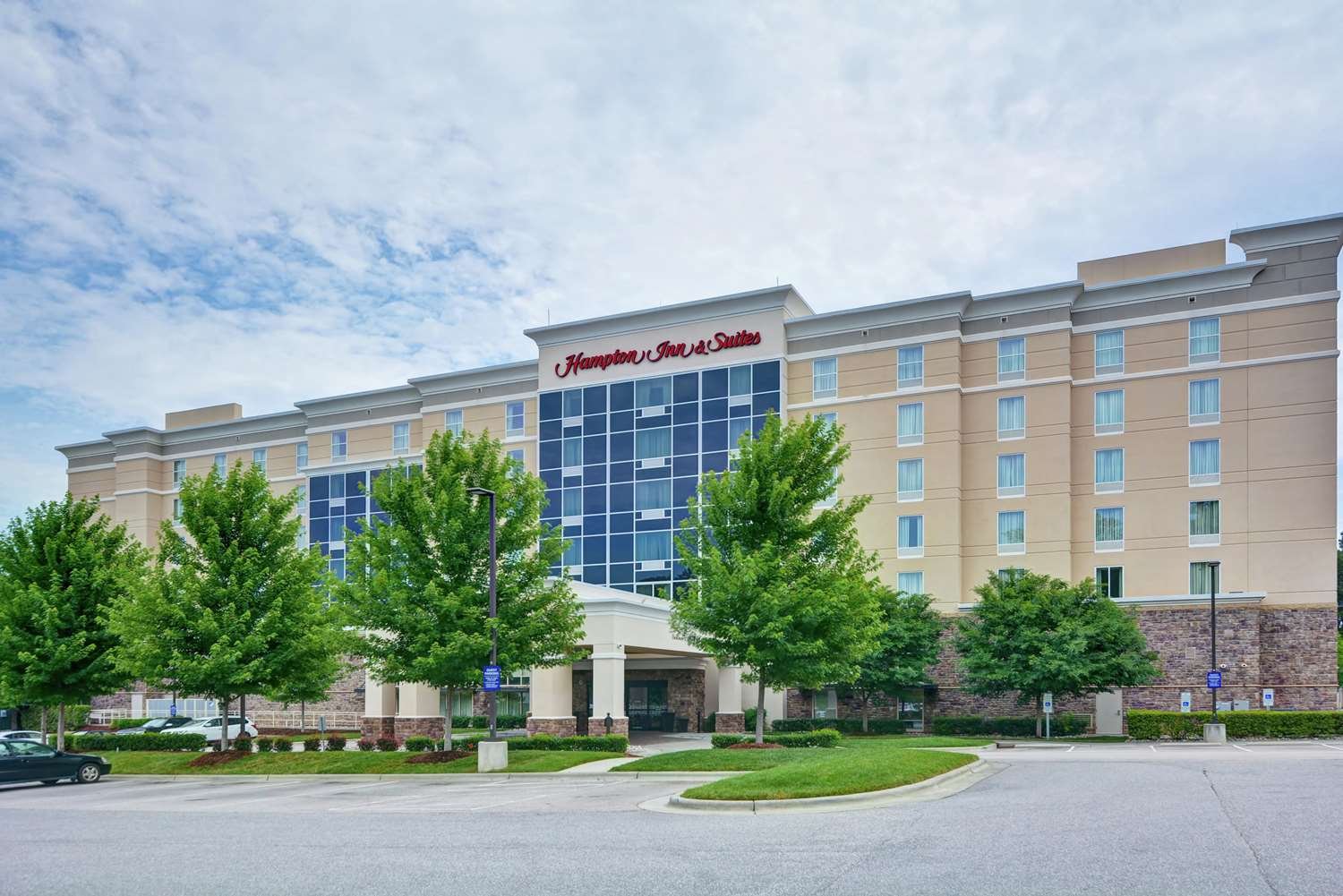 Hampton Inn & Suites Raleigh/Crabtree Valley-官方