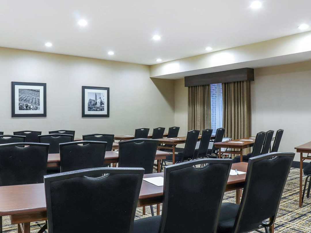 Hampton Inn Heath-Newark主图