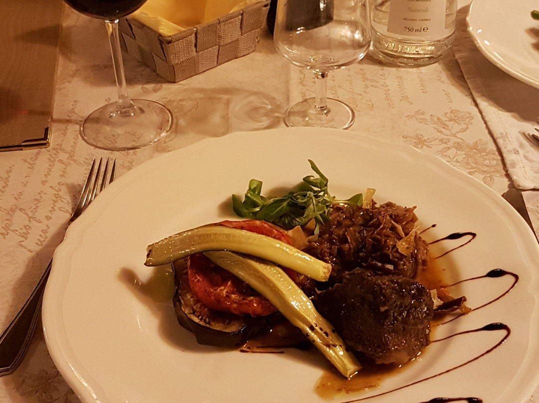 伊尔拜优黎莱斯天然温泉酒店主图