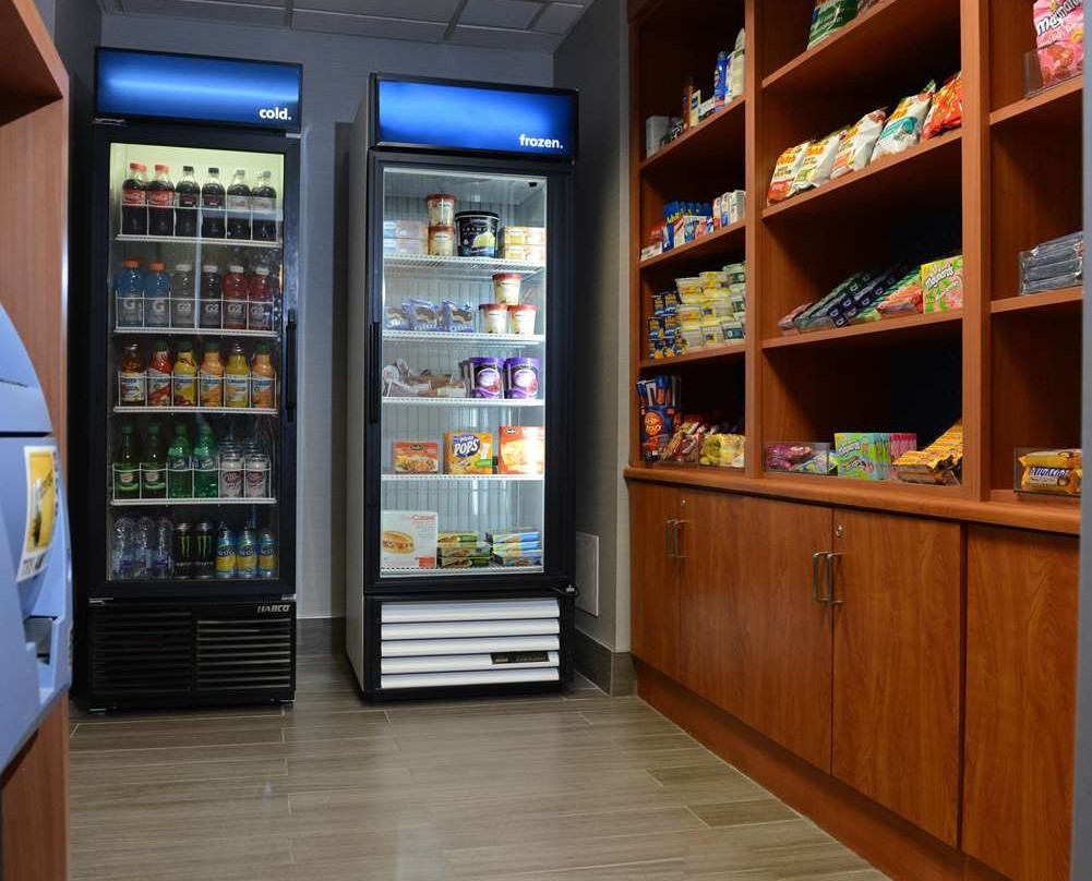 Hampton Inn and Suites by Hilton Windsor主图