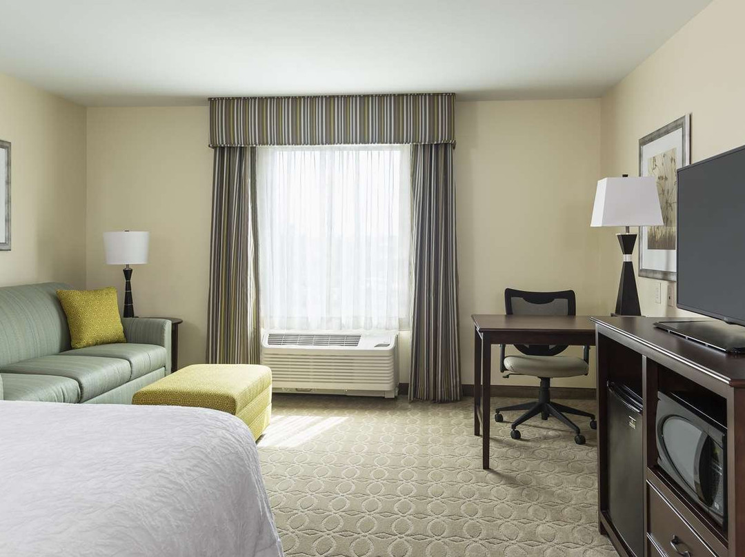Hampton Inn & Suites Philadelphia Montgomeryville主图