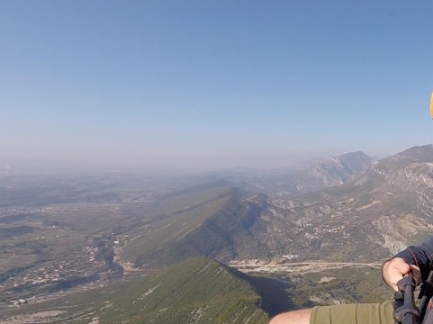 SkyFlySports Albania-地拉那必去景点