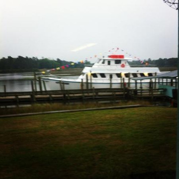 Captain Raymond's Fishing and Crusies-Calabash必去景点