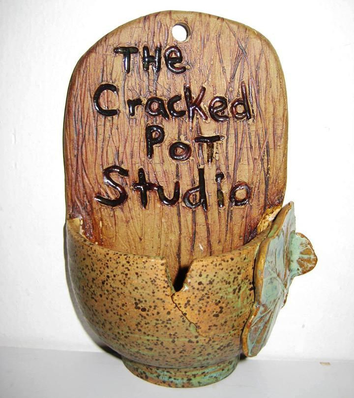 The Cracked Pot Studio景点图片