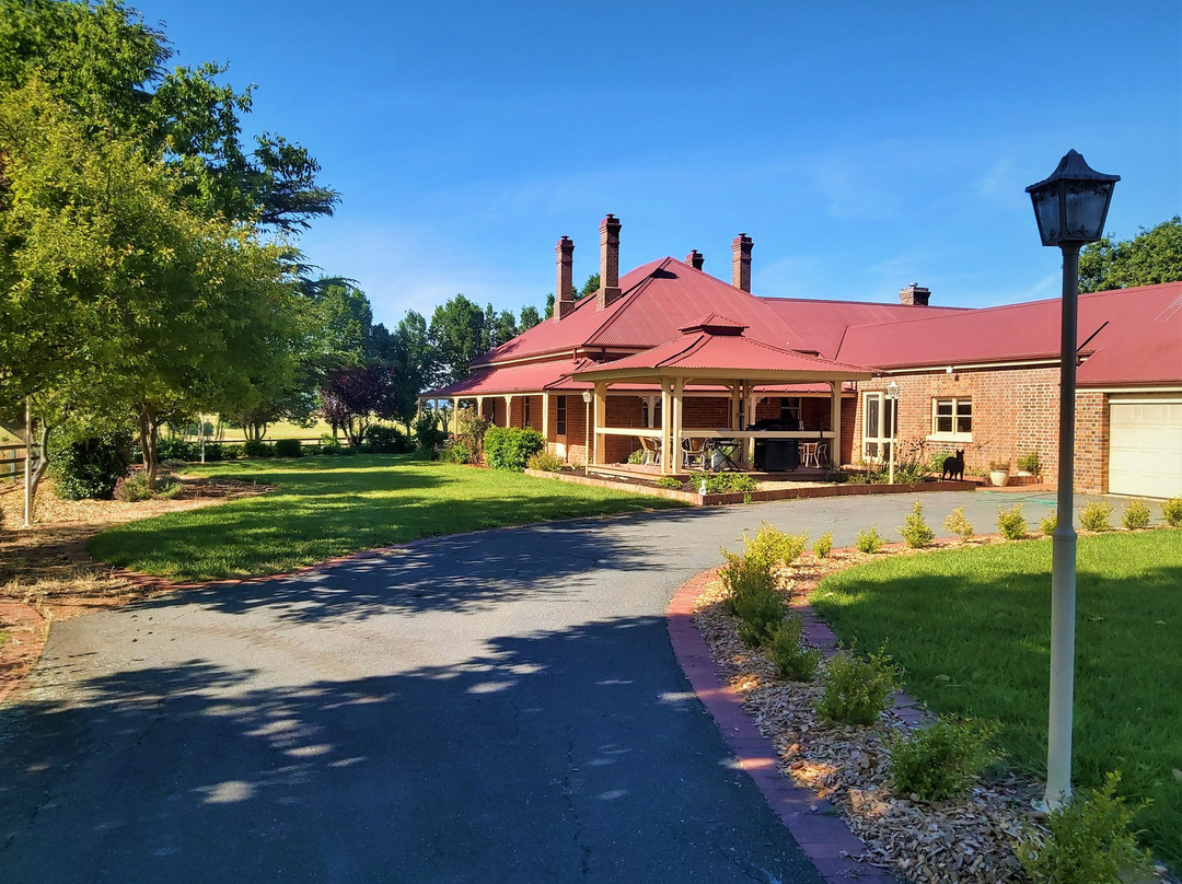 Glenwood Homestead - Farm Stay Accommodation
