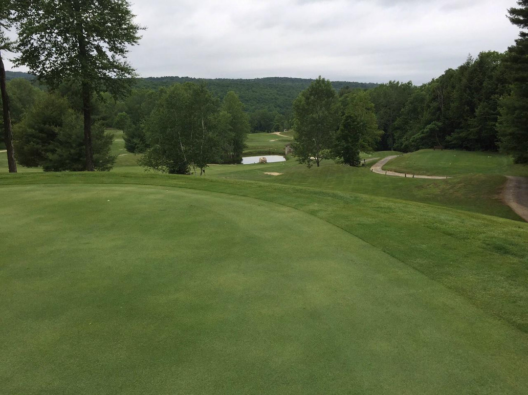 Bas Ridge Golf Course景点图片