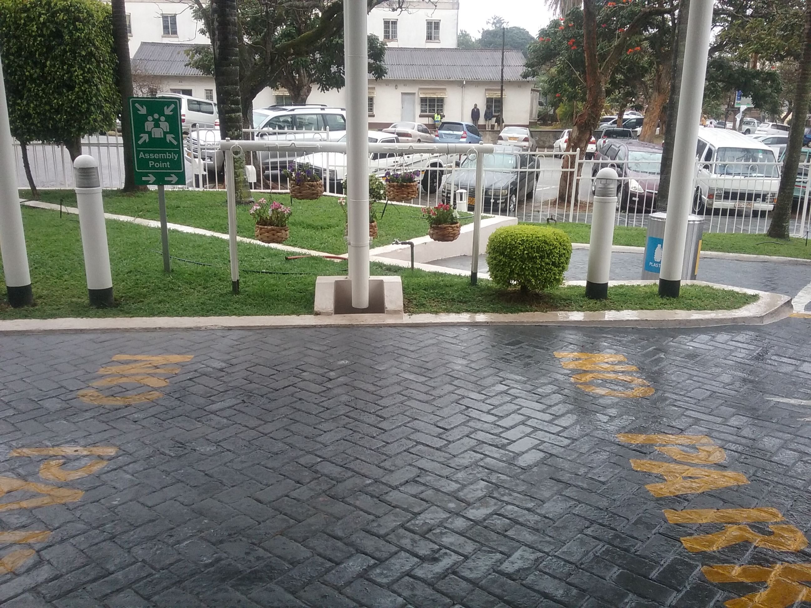 Holiday Inn Mutare, an IHG hotel-浴室