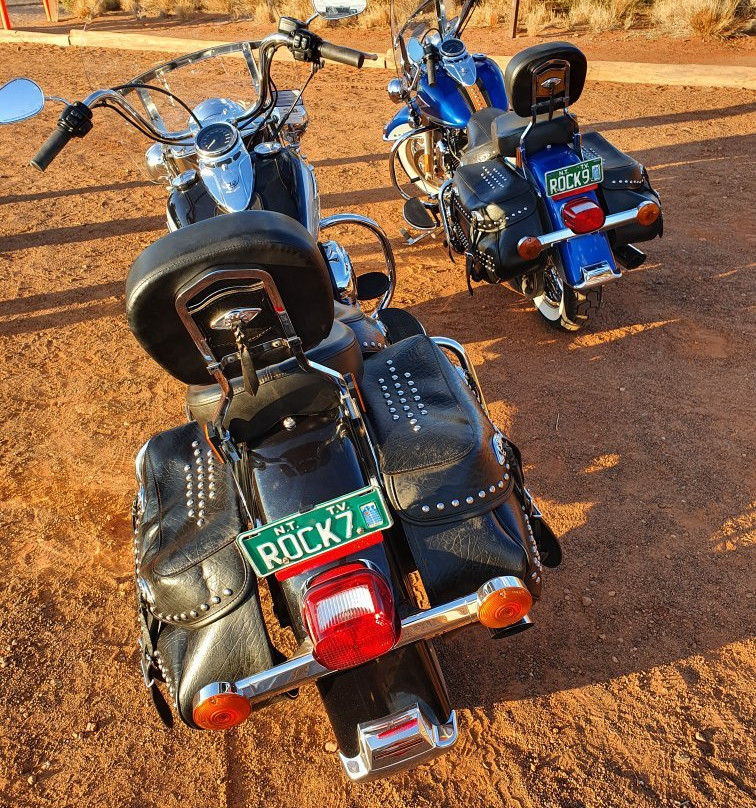 Uluru Motorcycle Tours景点图片